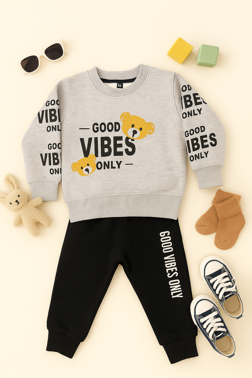 "Cozy & Cute: Kids Fleece Tracksuits"
