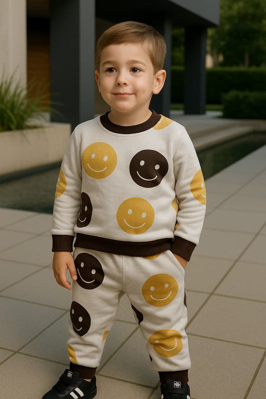 "Cozy & Cute: Kids Fleece Tracksuits"
