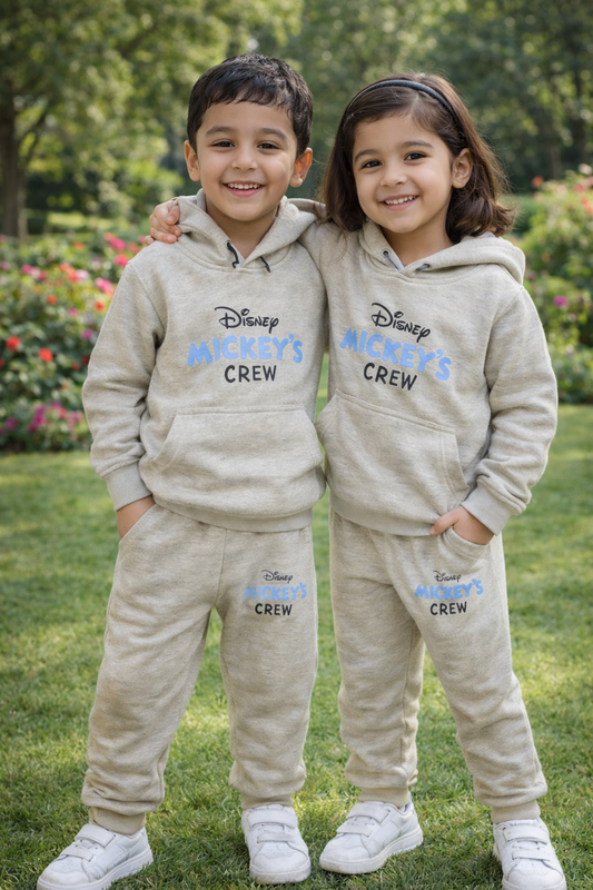 Disney Cartoon Print Fleece Tracksuit for Kids – Cozy Winter Wear Set