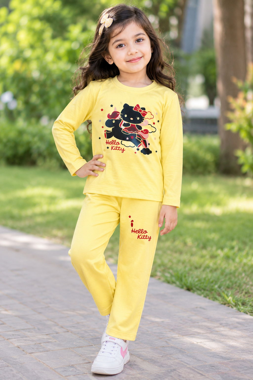 Kids Stylish Tracksuit – Comfortable & Trendy Outfit for Boys & Girls